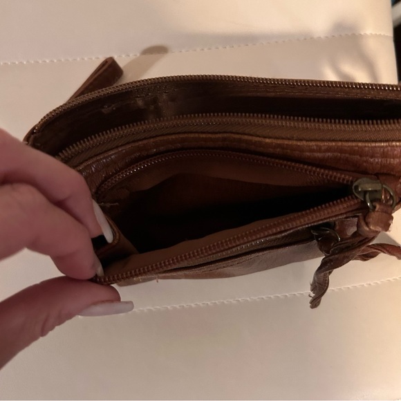 Small leather brown wallet/clutch - Picture 6 of 7